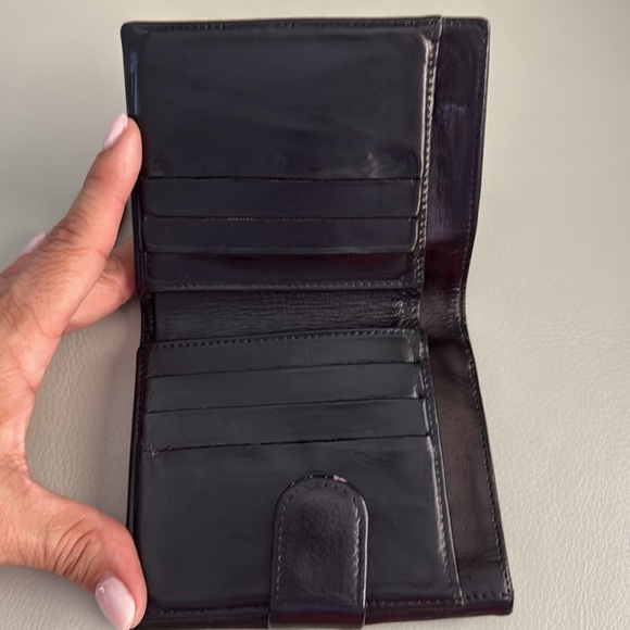 Authentic Chanel Small Wallet - Picture 3 of 8